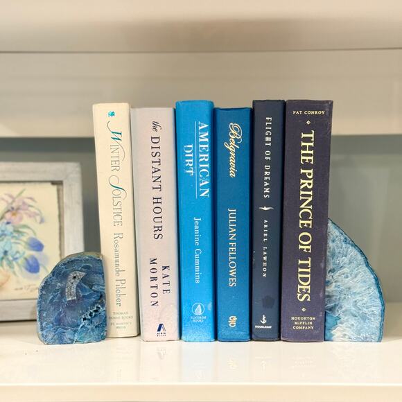 Vintage ombré effect blue Decorative Book collection with Blue Agate Bookends - Picture 2 of 3